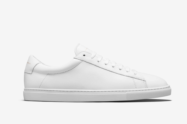 Comment choisir la paire de baskets blanches pour femme idéale selon son style et son activité sportive ?
