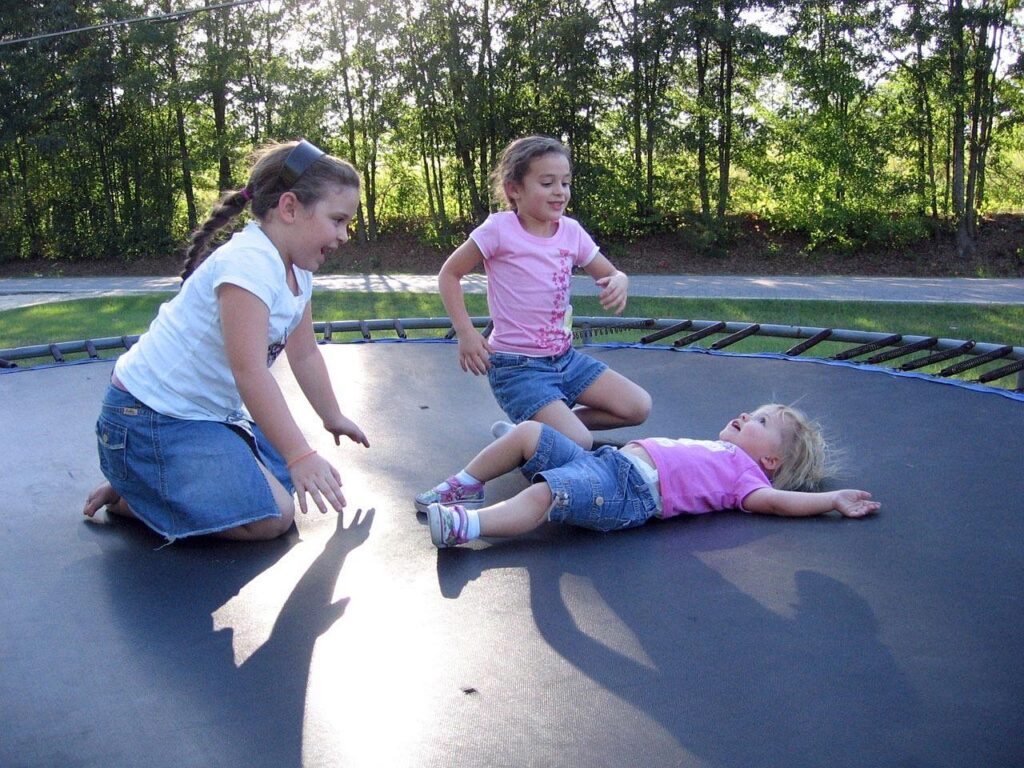 Comment choisir un trampoline familial sécurisé et durable ?