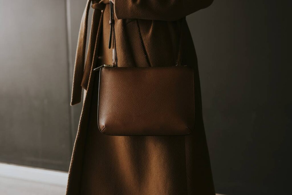 Comment choisir un sac bandoulière femme à la fois professionnel et raffiné ?