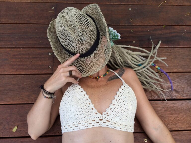 Éviter les erreurs courantes de taille de brassière grossesse